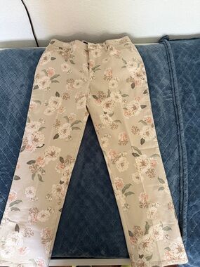 Gloria Vanderbilt Beige Floral Ankle Jeans
